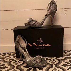Nina Earleen-GM Gunmetal Bliss Sz8 Sparkle Heel